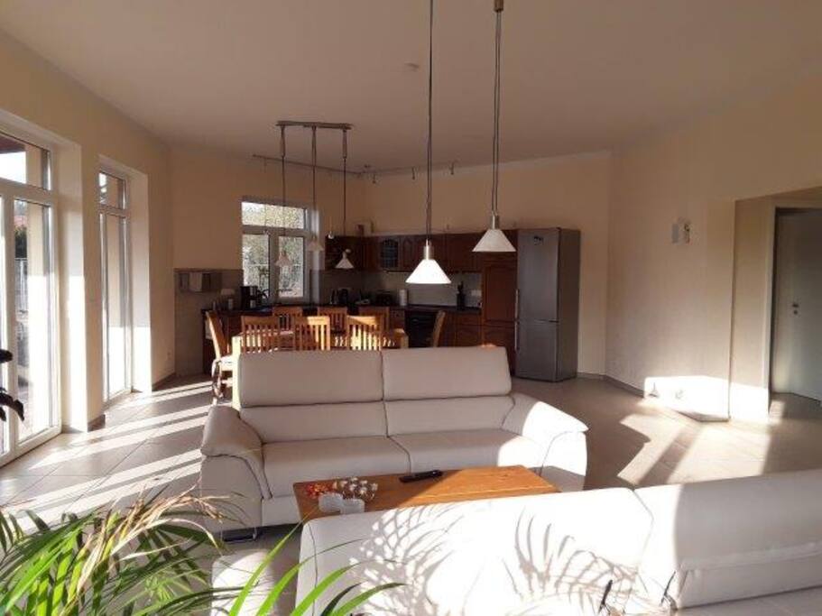 56 m² Wohn- und Essbereich