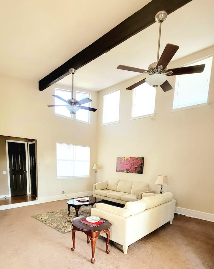 Comfortable City View Place - Wichita Falls, TX
