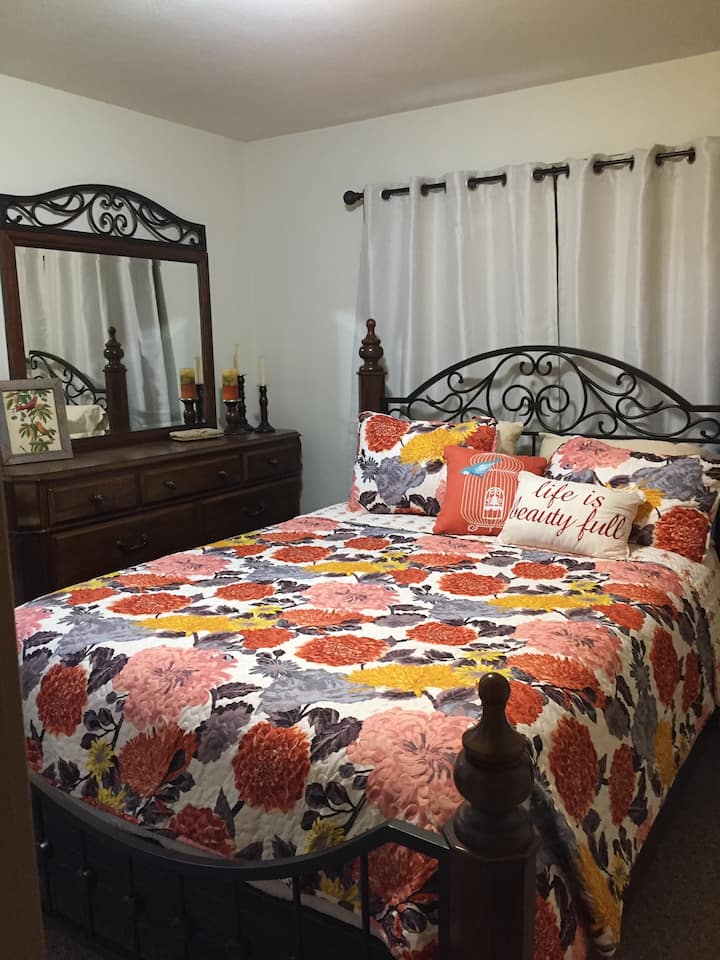 საძინებელი 1