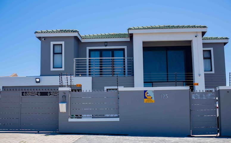 Serenity at its height with this beautiful home