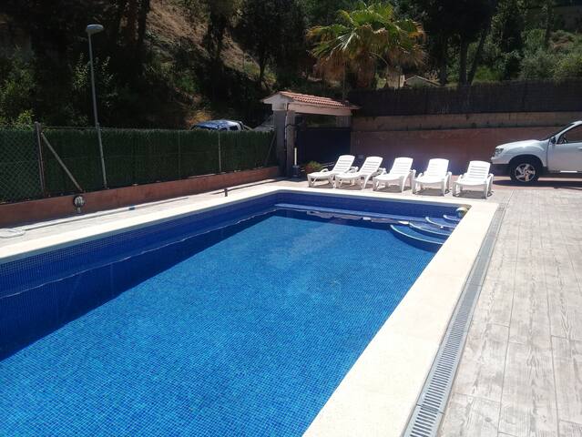 Villa con piscina en Lloret de Mar gallery image 4