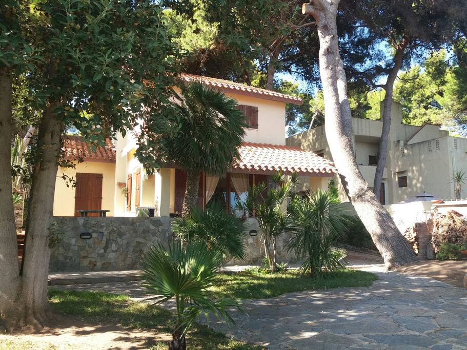 la villa, lato mare