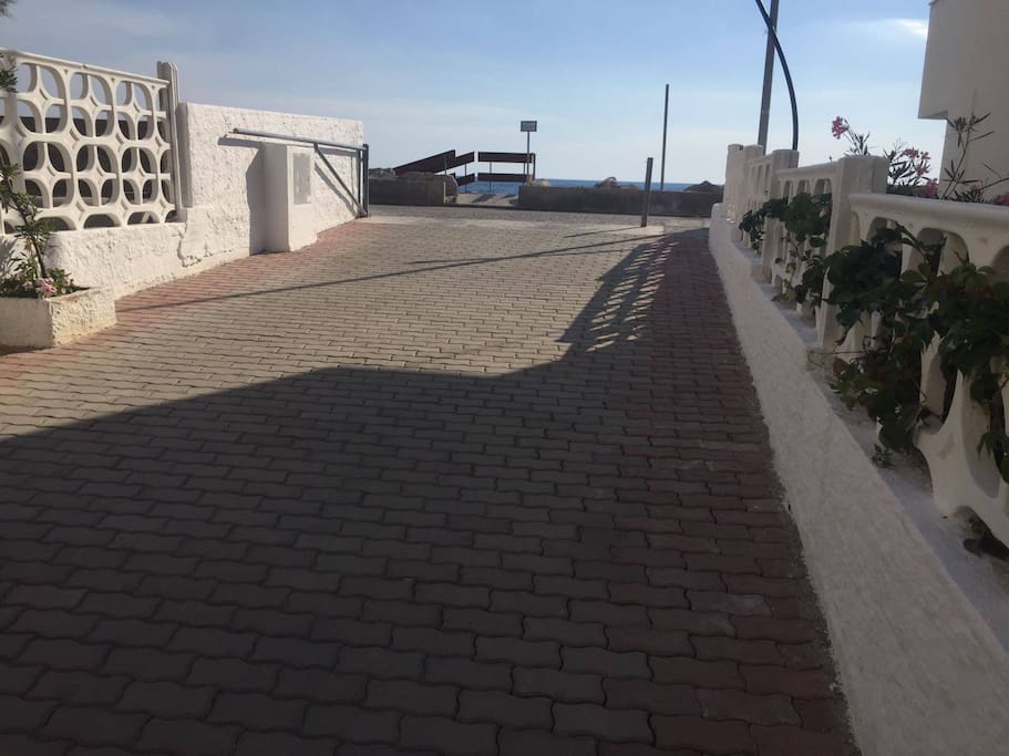 Vialetto del Parco che porta alla spiaggia