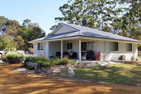 Kalgan Retreat -Pet Friendly holiday accommodation
