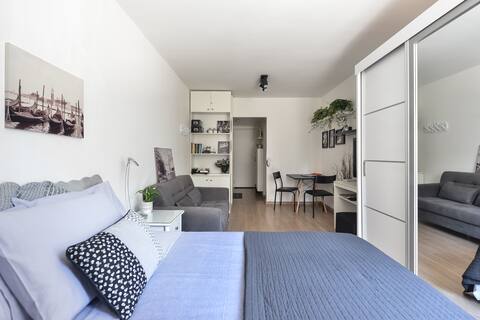 Beautiful Flat near Paulista. Great location.