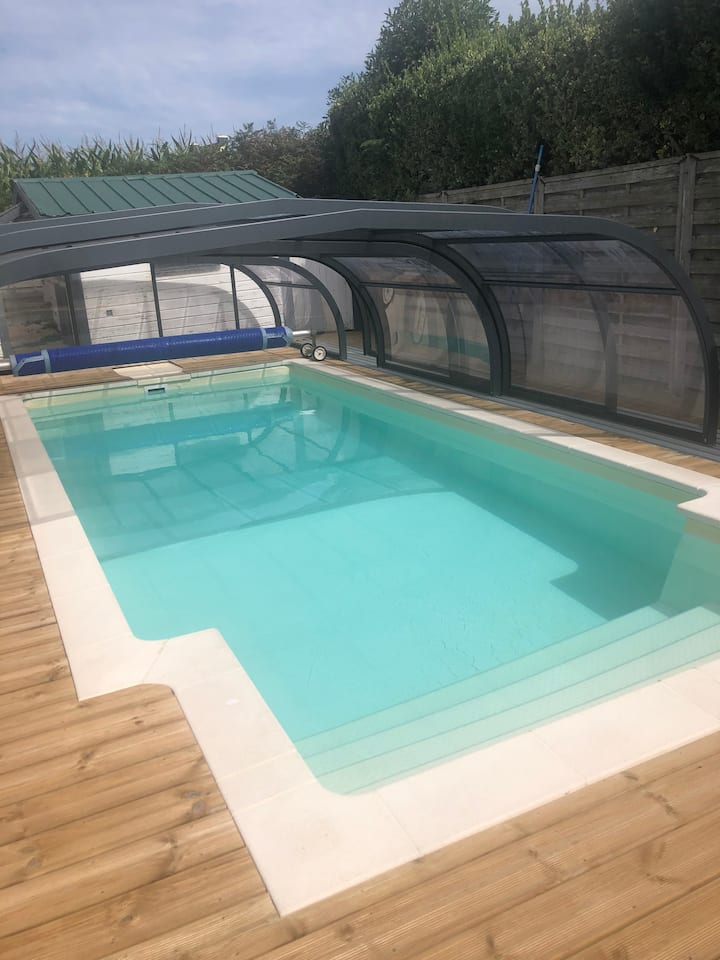 Maison En Bord De Mer Avec Piscine Chauffée - Lannilis
