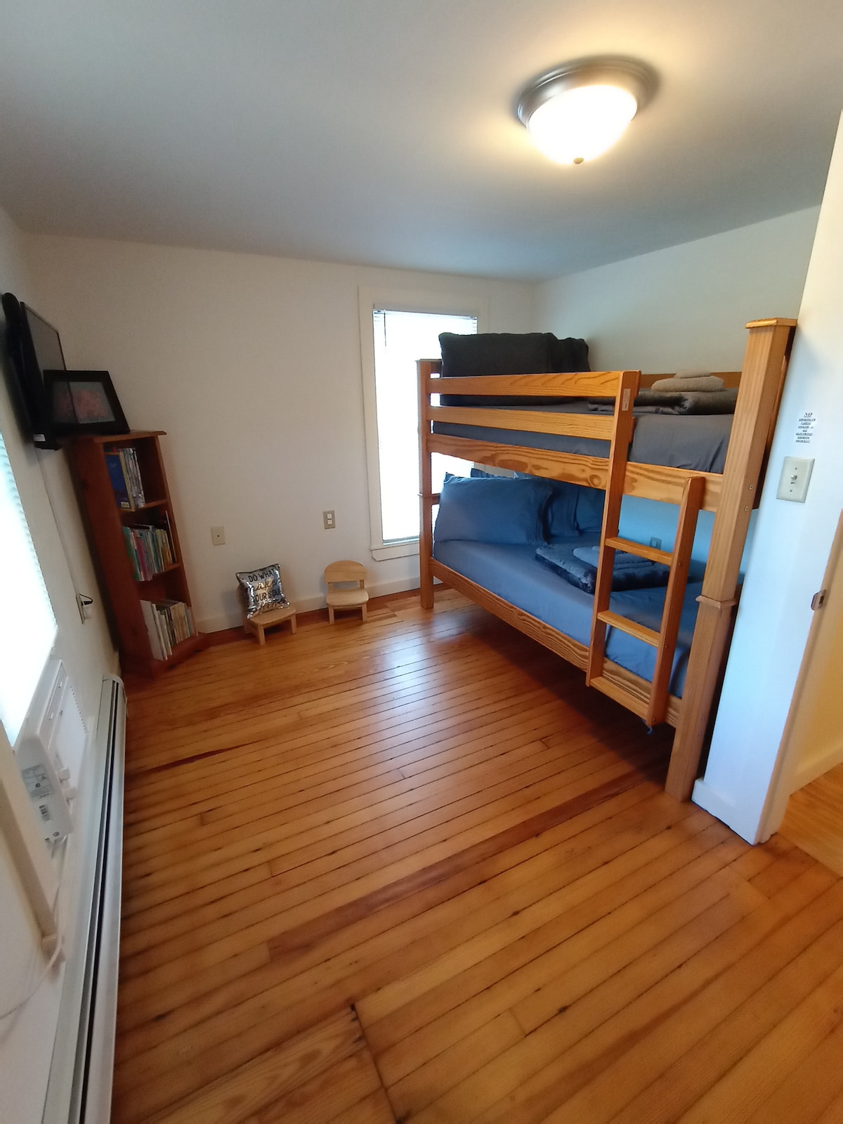 Chumba cha kulala cha tano w/pacha/pacha bunkbed na AC