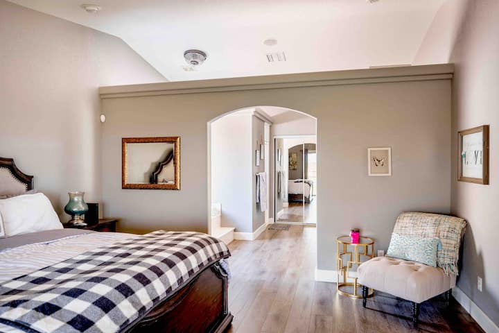 ماستر كينج سويت