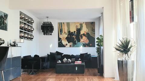 XXL Flat 3 bedrooms/2 bathrooms/balcony/workdesk