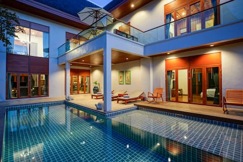 Grace Villa - Private Pool / Free Airport Transfer