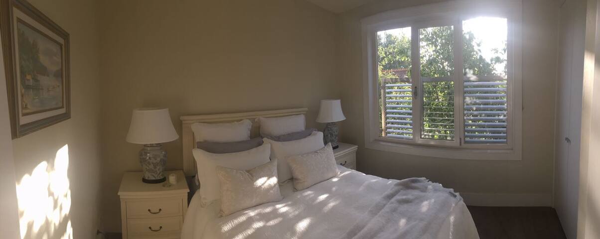 Entire stunning home. Perfectly located. gallery image 4