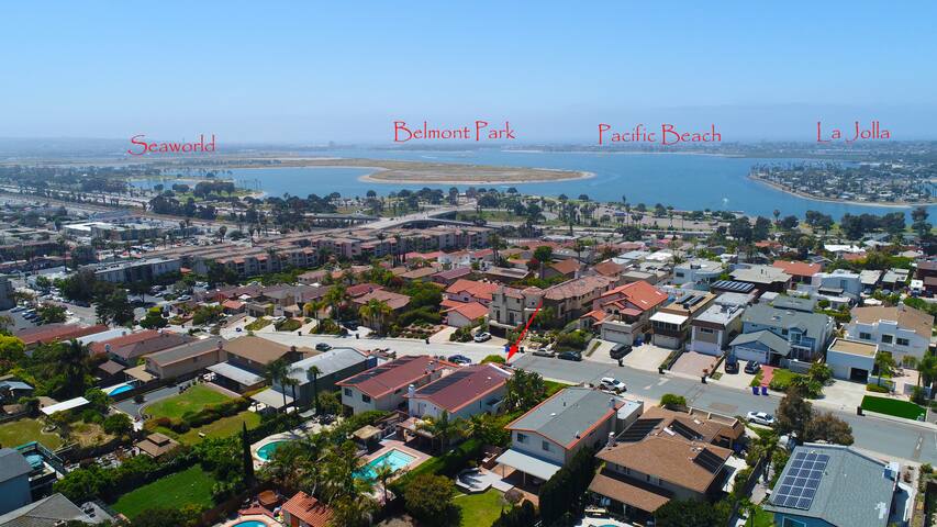 Resort Style Living with Pool, Spa, and Bay Views! gallery image 5