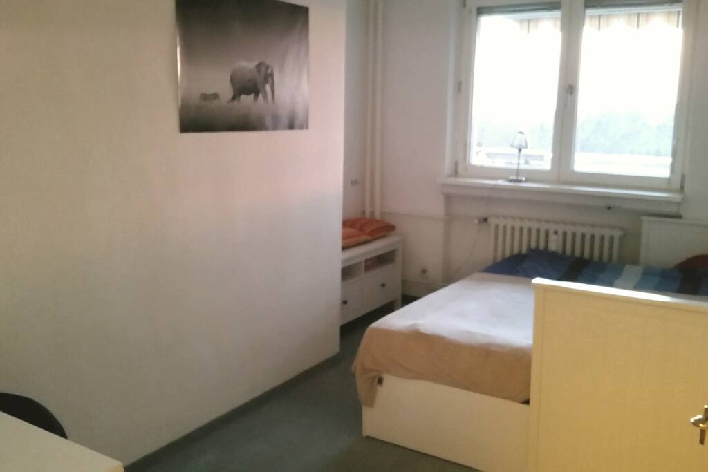 Private guest room