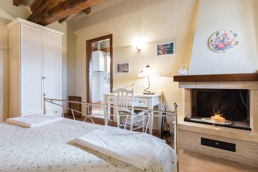 Bedroom in the apartment for 2