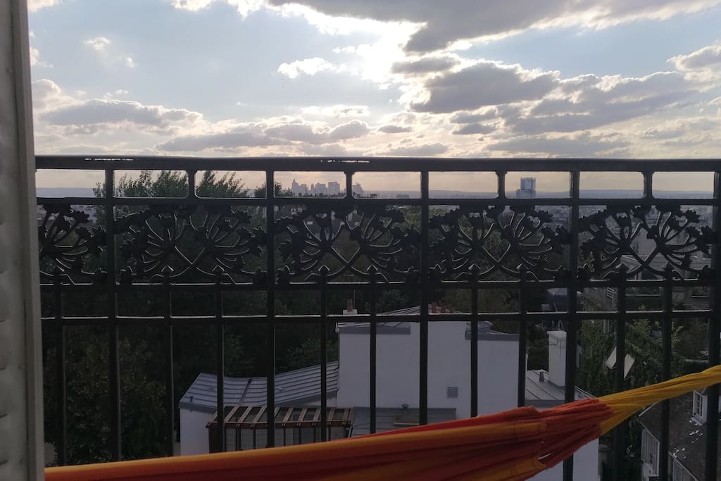 Faire une sieste sur ce balcon traversant