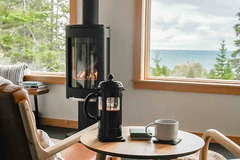 Quiet at Agua Norte: Lake Superior View + Sauna