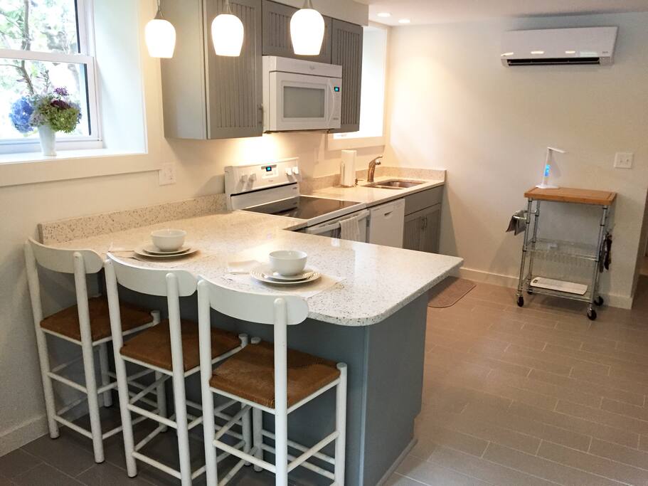 Kitchen dining