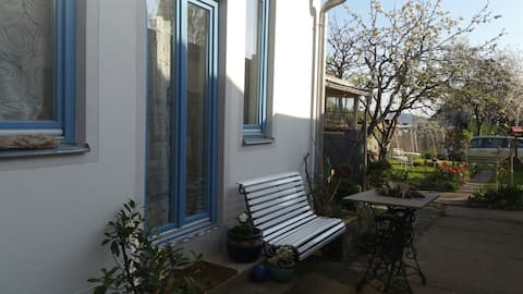 Top Airbnb: Quiet old town apartment with garden and parking space in Vorpommern Greifswald