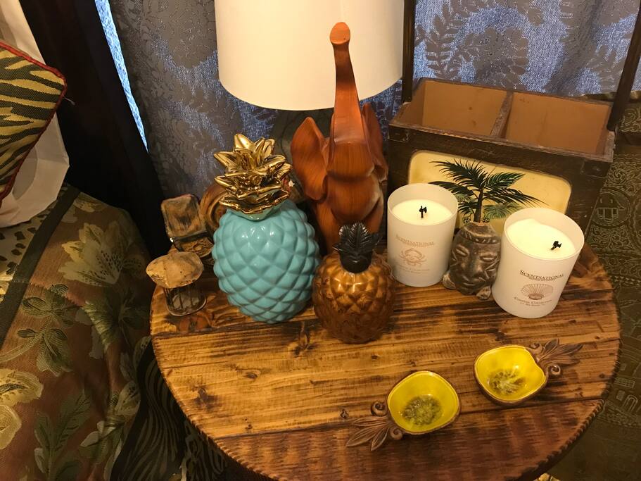 Your sweet little nite stand, light a candle and enjoy!
