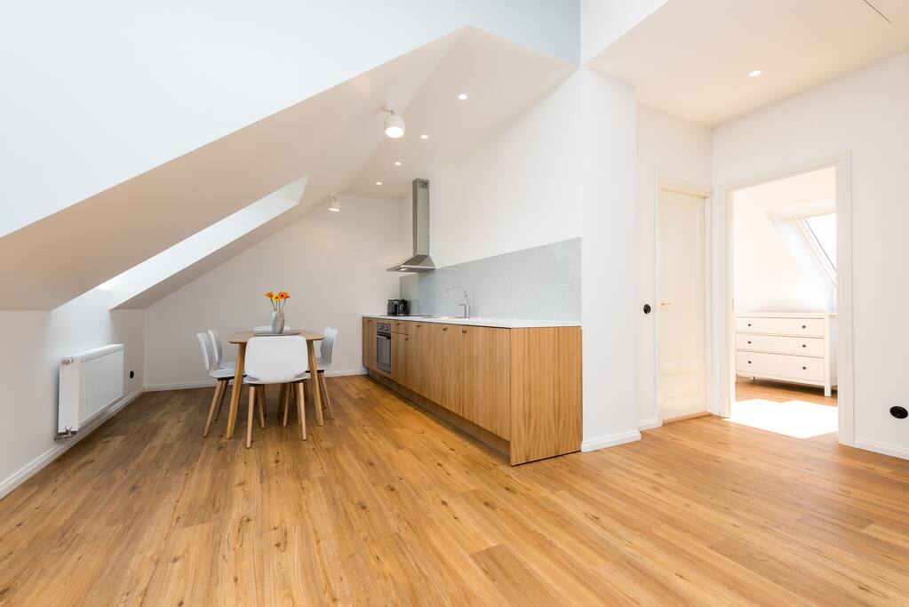 Kitchen / dining area