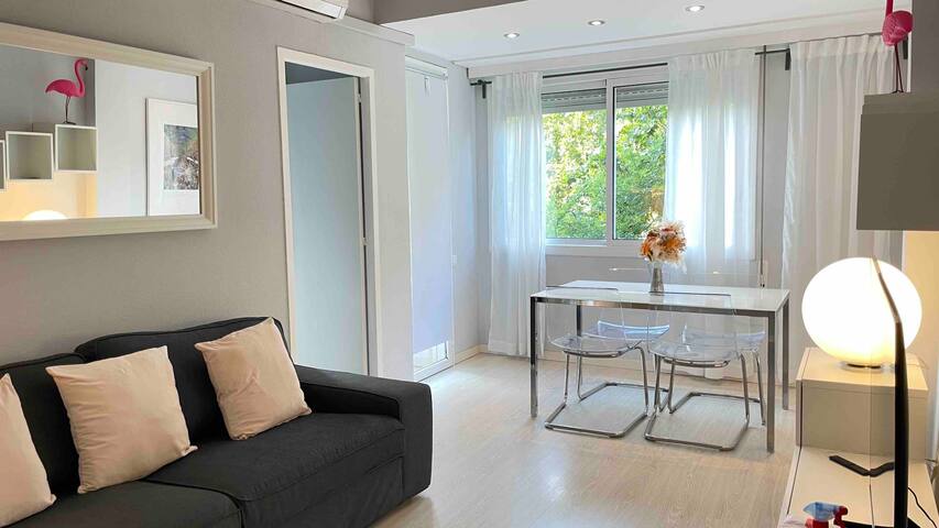 Apto en Poble Sec cerca Puerto Barcelona