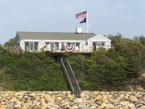 Summer Getaway in Eastham (VIX INN)