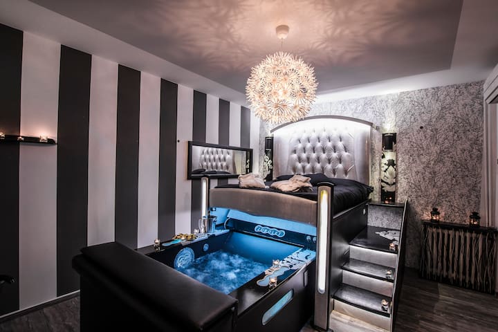 Roma d’Amore – Suite con idromassaggio e sauna