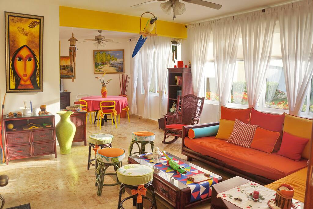 Living room has plenty space for your friends