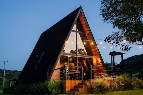 Cabin with outdoor bathtub! 
Lomba Grande/ NH