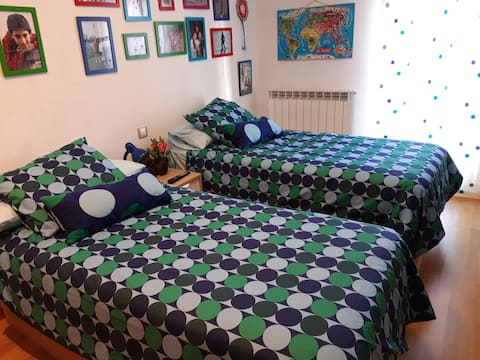 Habitación doble a 15min plaza del Pilar.