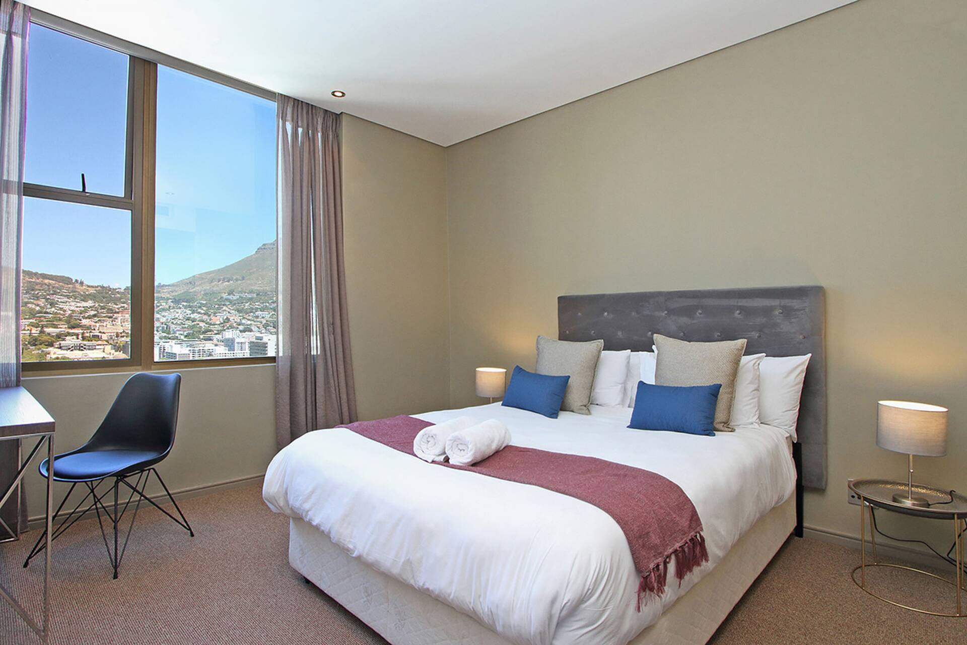 Spacious 3 Bedroom Family Apartment In Cape Town — photo 5