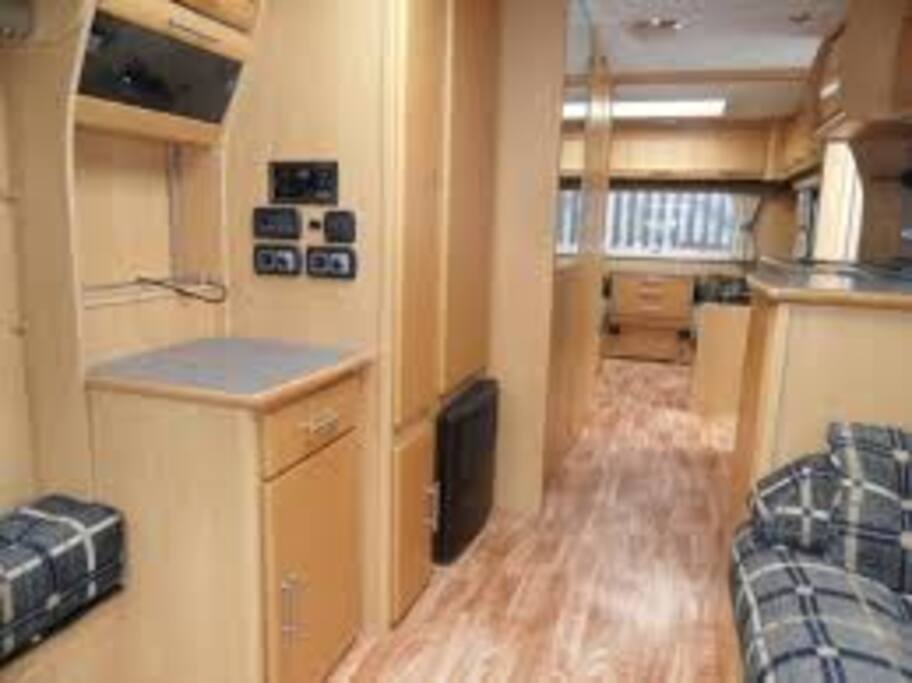 Kitchen,shower,toilet