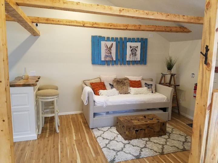 Downtown Barn Cottage Cottages for Rent in Grand Junction, Colorado