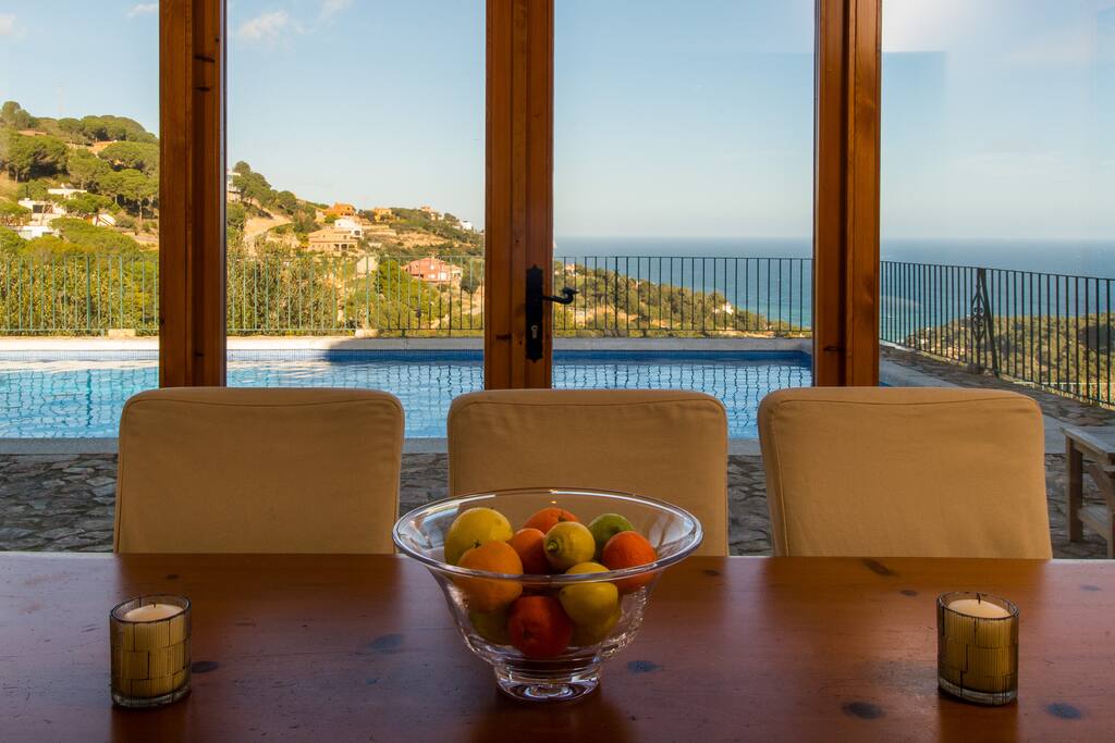 dining area opens to pool