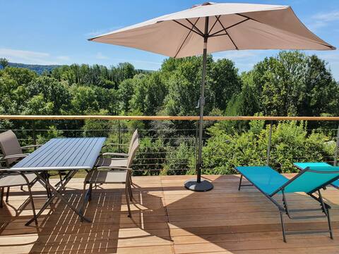 The terrace of Chalain