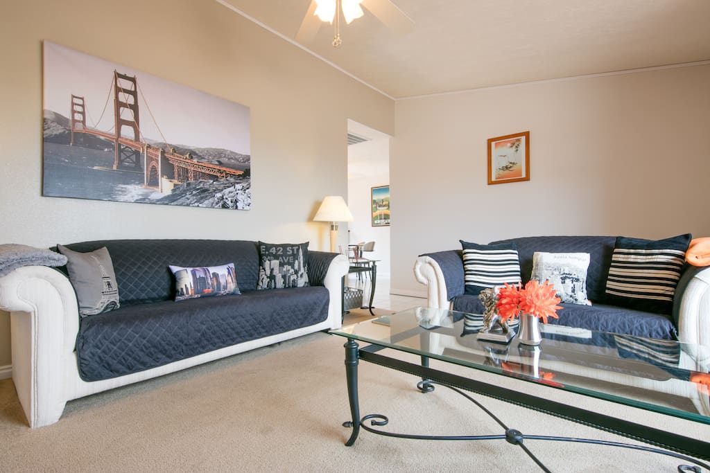 Living Room w/Sofa & Love Seat