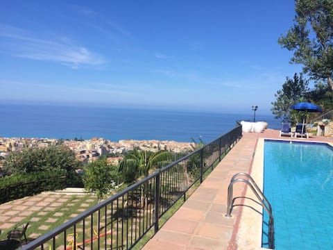 Pool, Garden, View, 4 km from Tropea!!