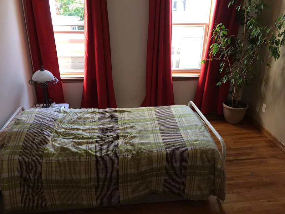 Chambre (possibilite d'un ajout de lit au sol)