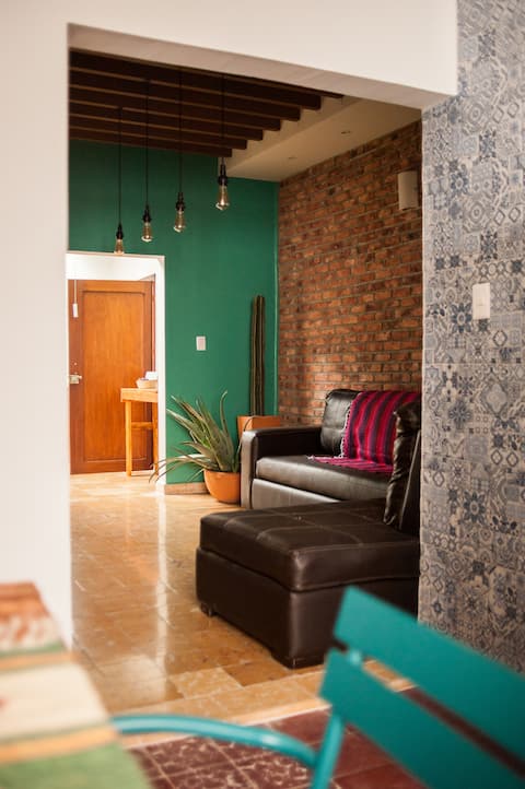 Successful Airbnb property: Modern Mexican Surrealist Apartment - Edward in Centro Histórico