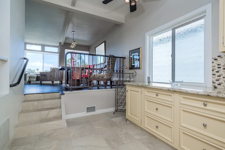 San Diego house~Views~Sunrise to Sunset