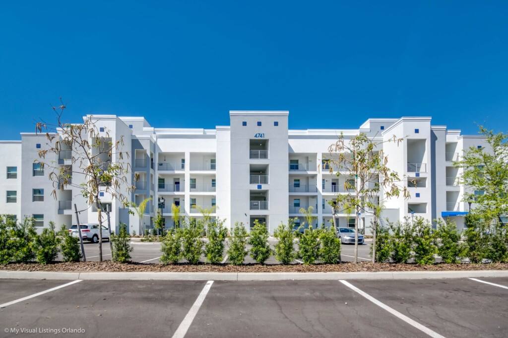 4741ClockTowerDr305-1