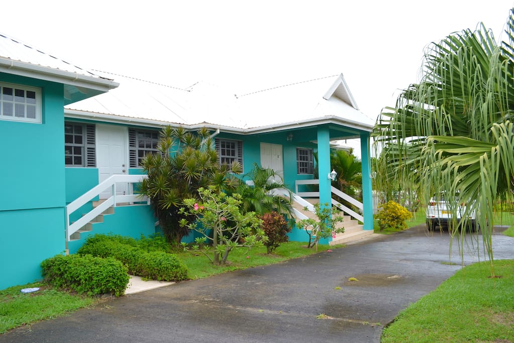 Front & Driveway