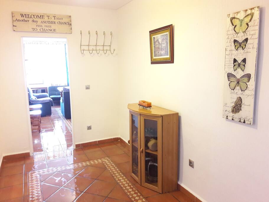 HALL ENTRADA APARTAMENTO