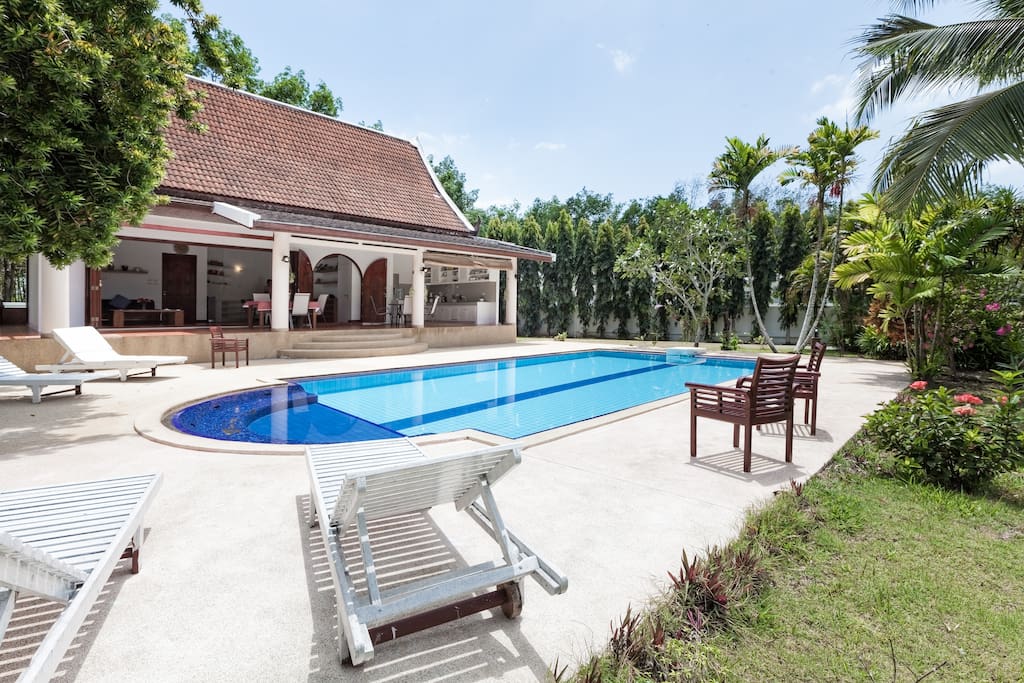 Wide garden of 3500 Sqm (3500M2)