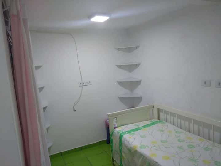 Dormitorio 3 - Adjunta a la habitación 2
