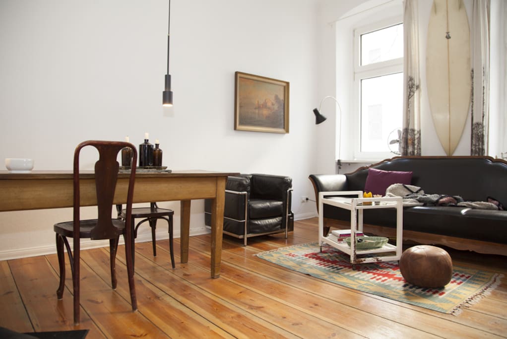 Wohnzimmer — living room