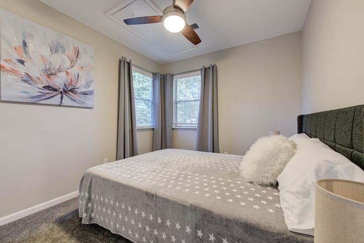 Second bedroom, 2nd floor. Queen bed with a very comfortable memory foam mattress and blackout curtains.