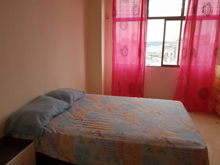 Habitacion con las vistas de guayaquil