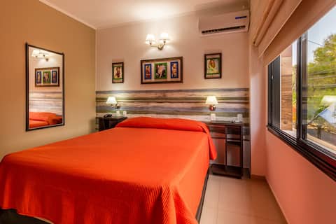 Apartment with a buffet breakfast at the Hotel!