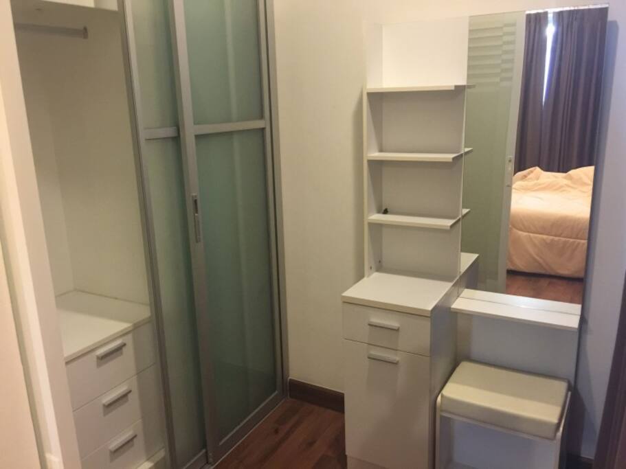 Cosy room with convenient location